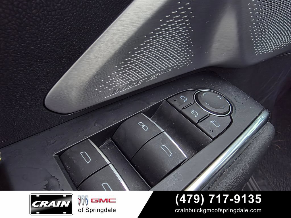 Used 2024 GMC Acadia Denali w/ Super Cruise Package FWD image 12