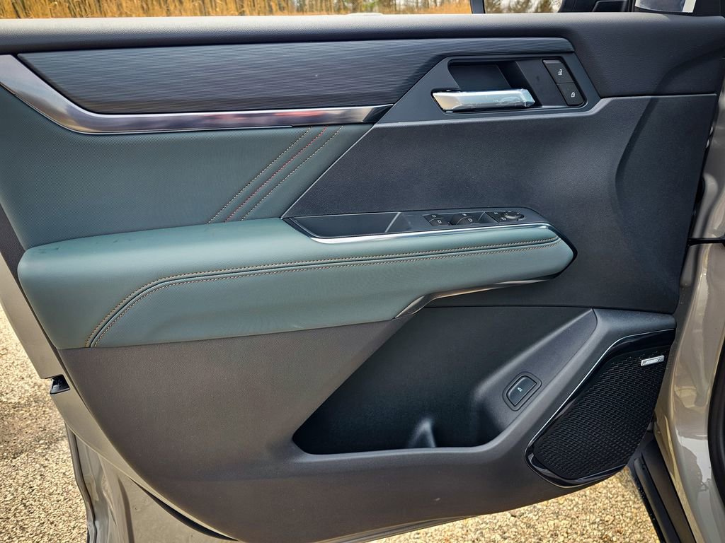 New 2026 GMC Acadia AT4 image 10