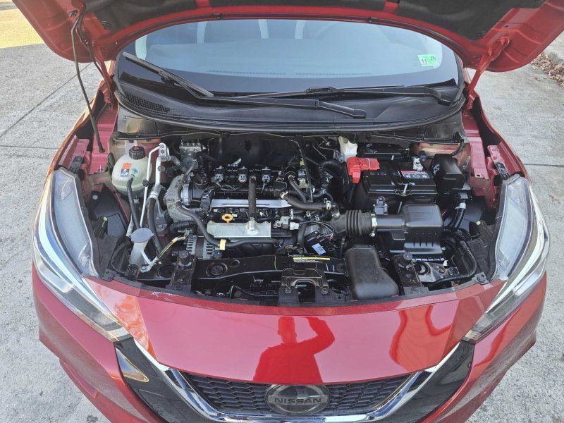 Used 2021 Nissan Versa SV image 34