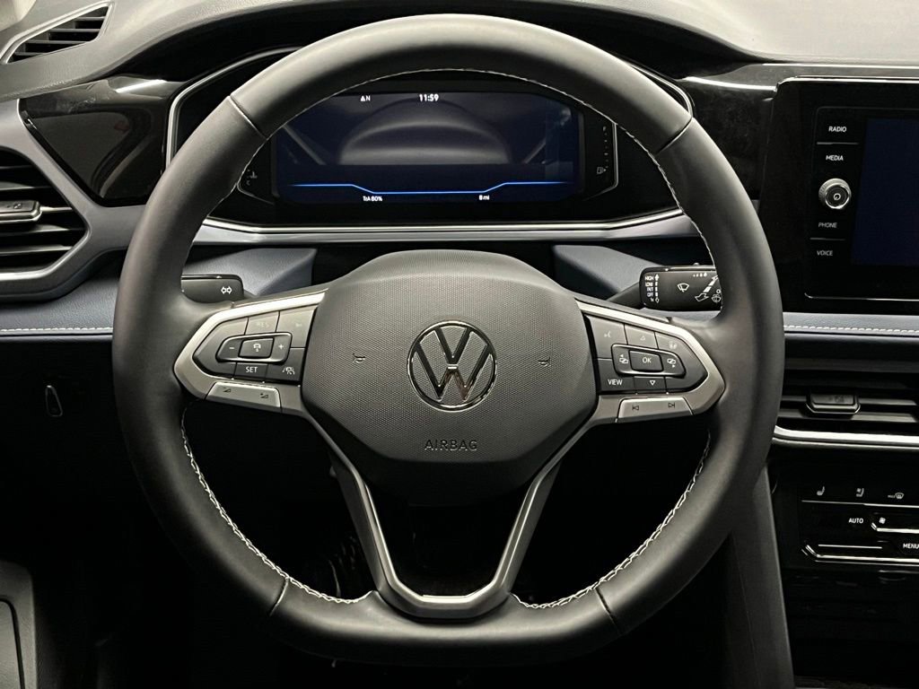 New 2026 Volkswagen Taos SE AWD/4WD image 9