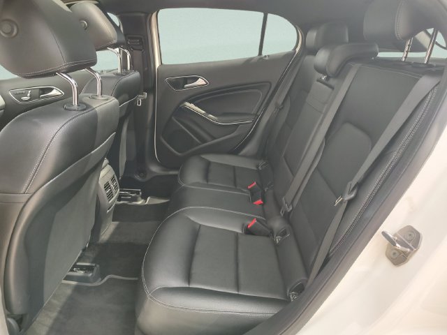Used 2018 Mercedes-Benz GLA 250 image 28