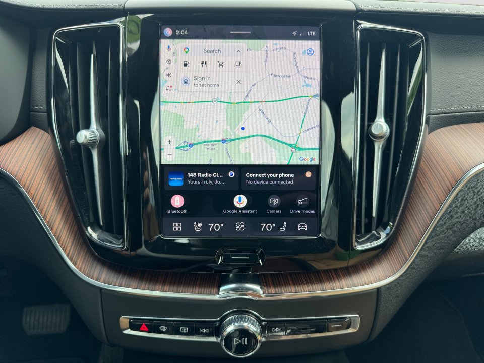 Certified 2024 Volvo XC60 B5 Ultimate AWD/4WD image 17