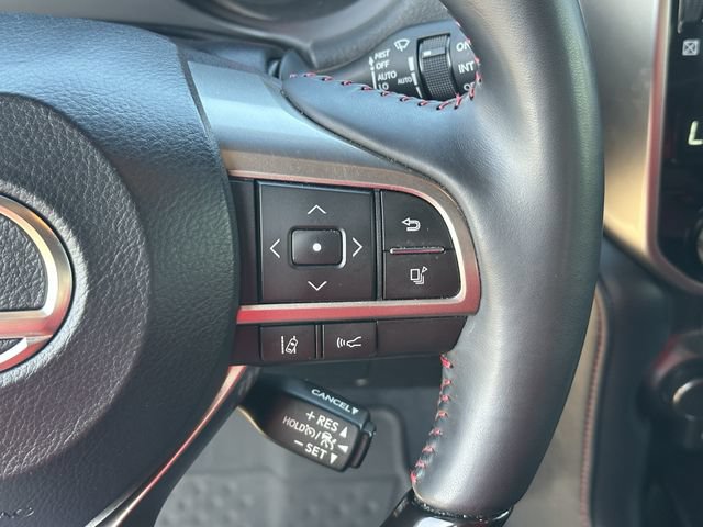 Used 2023 Lexus GX 460 Luxury w/ Accessory Package AWD/4WD image 14