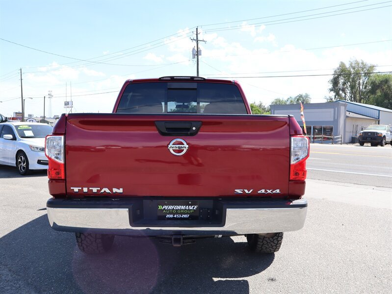Used 2017 Nissan Titan SV AWD/4WD image 4