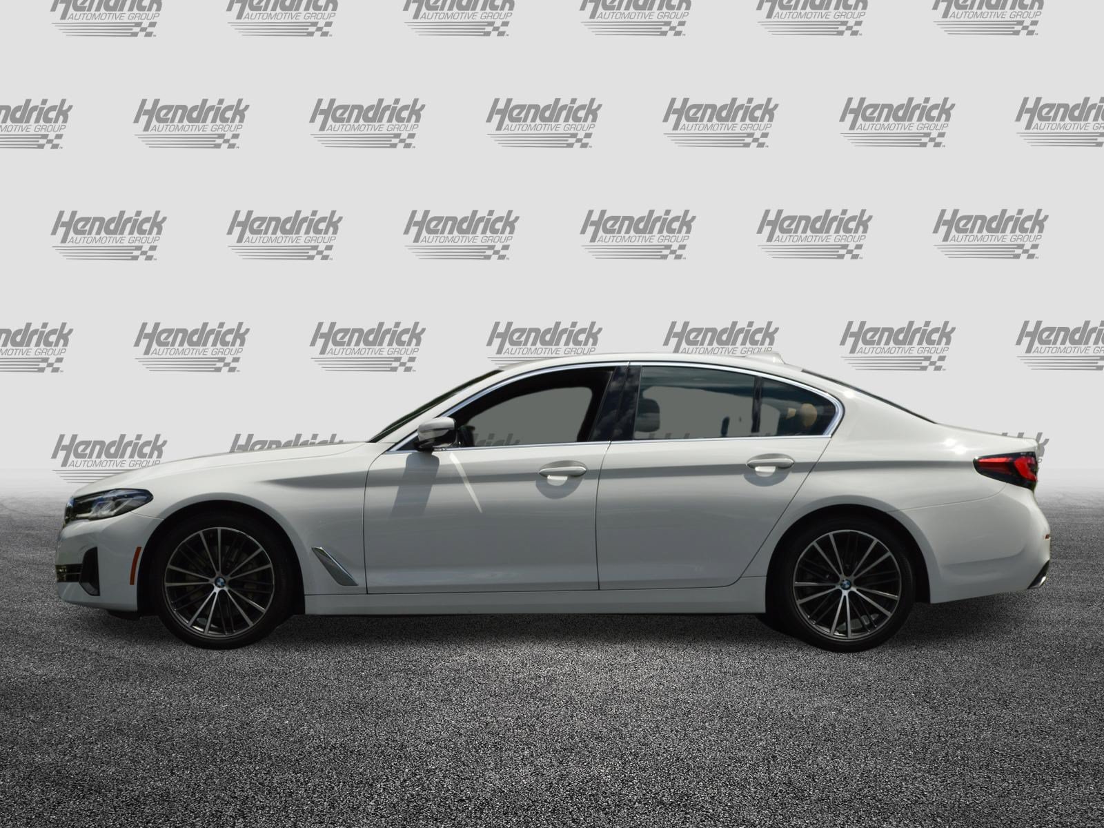 Certified 2023 BMW 530i xDrive w/ Premium Package AWD/4WD image 8