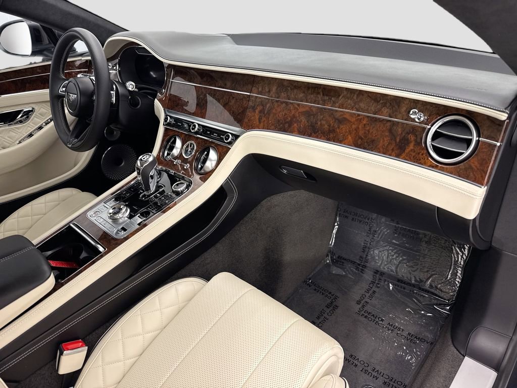 Used 2022 Bentley Continental GT AWD/4WD image 16