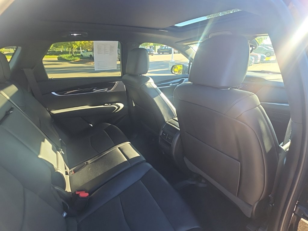 Certified 2024 Cadillac XT5 Premium Luxury w/ Technology Package AWD/4WD image 16