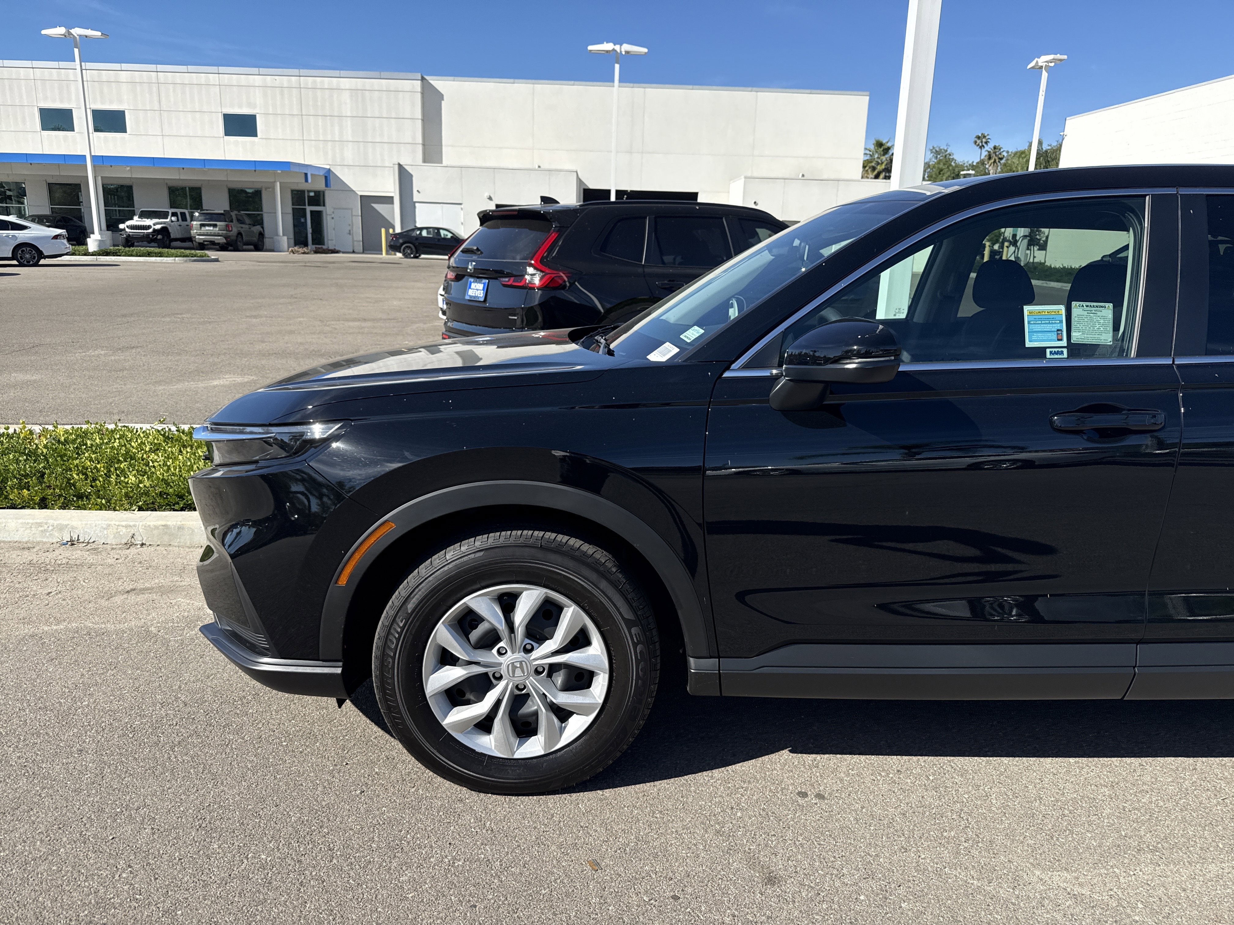 Certified 2025 Honda CR-V LX image 2