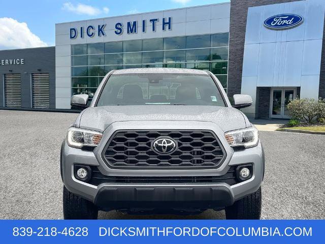 Used 2023 Toyota Tacoma TRD Off-Road image 2
