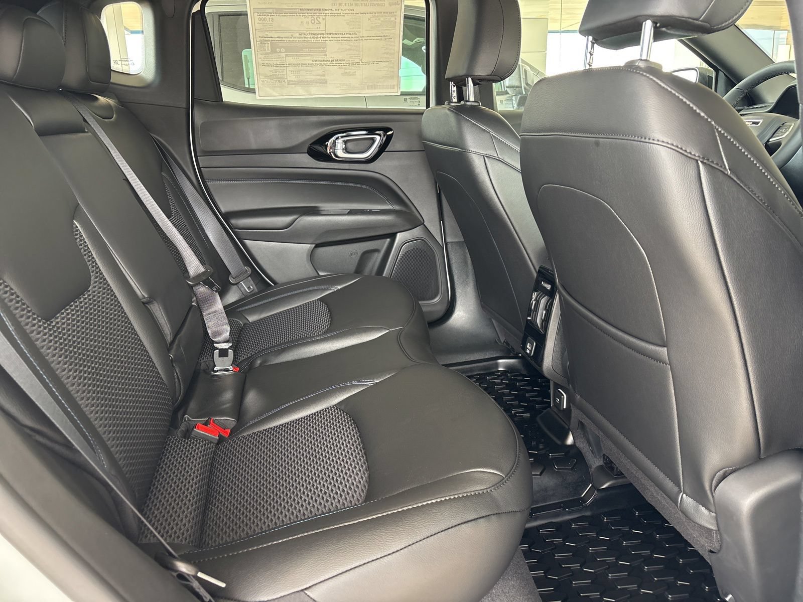 New 2026 Jeep Compass Latitude AWD/4WD image 16