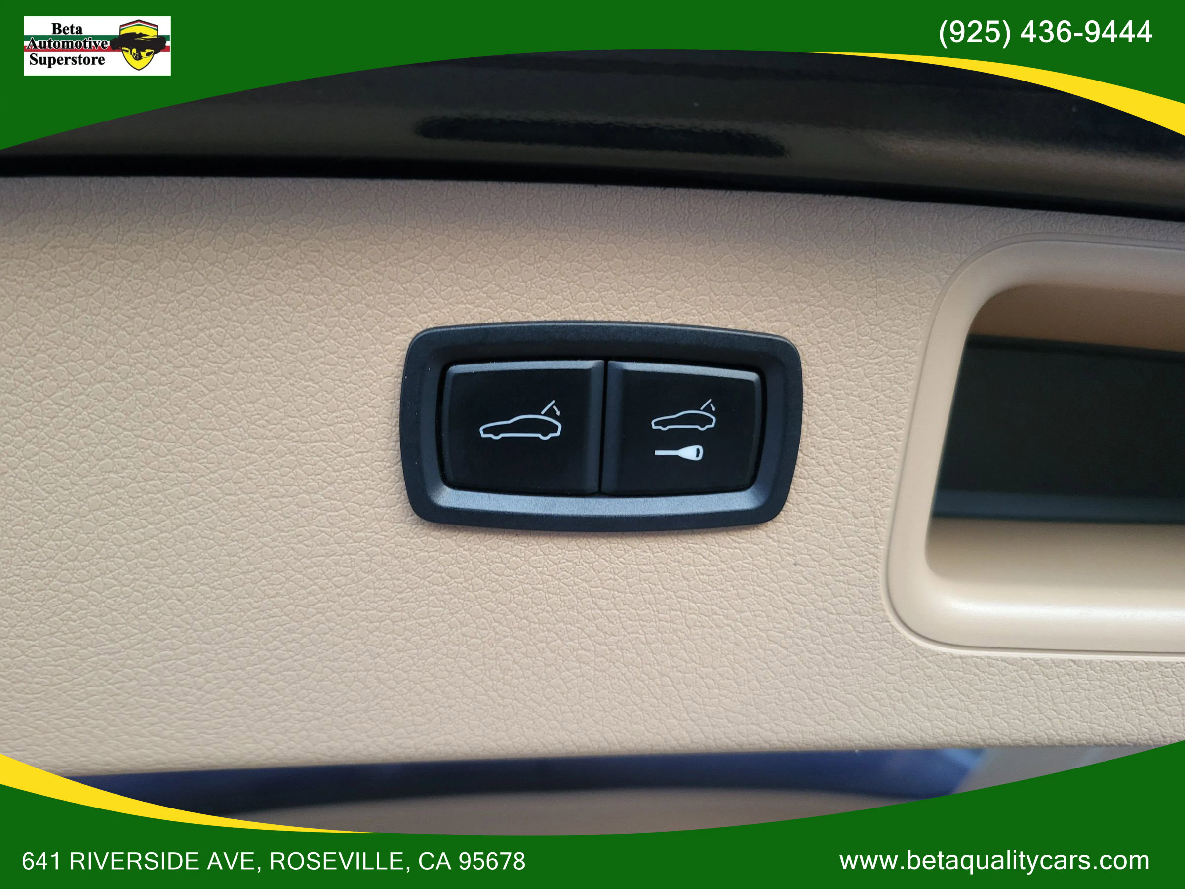 Used 2015 Porsche Macan S image 20