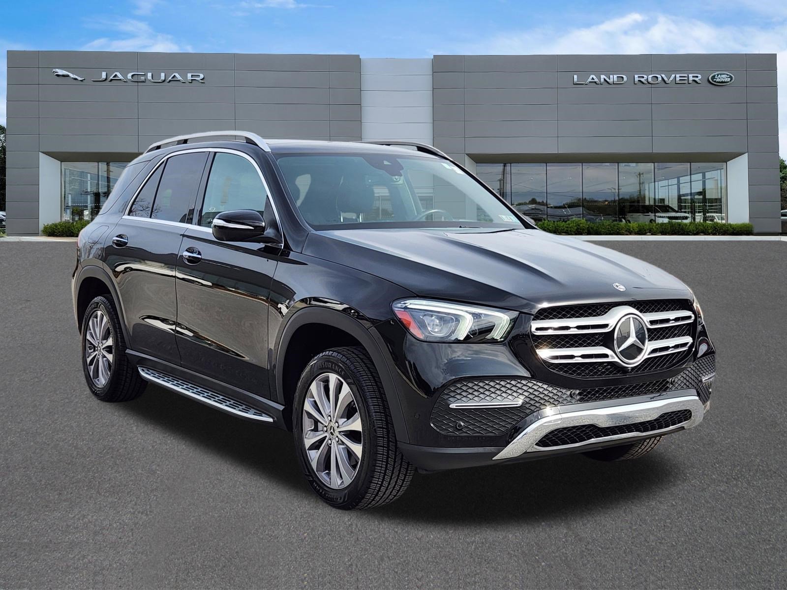 Used 2022 Mercedes-Benz GLE 350 4MATIC image 2