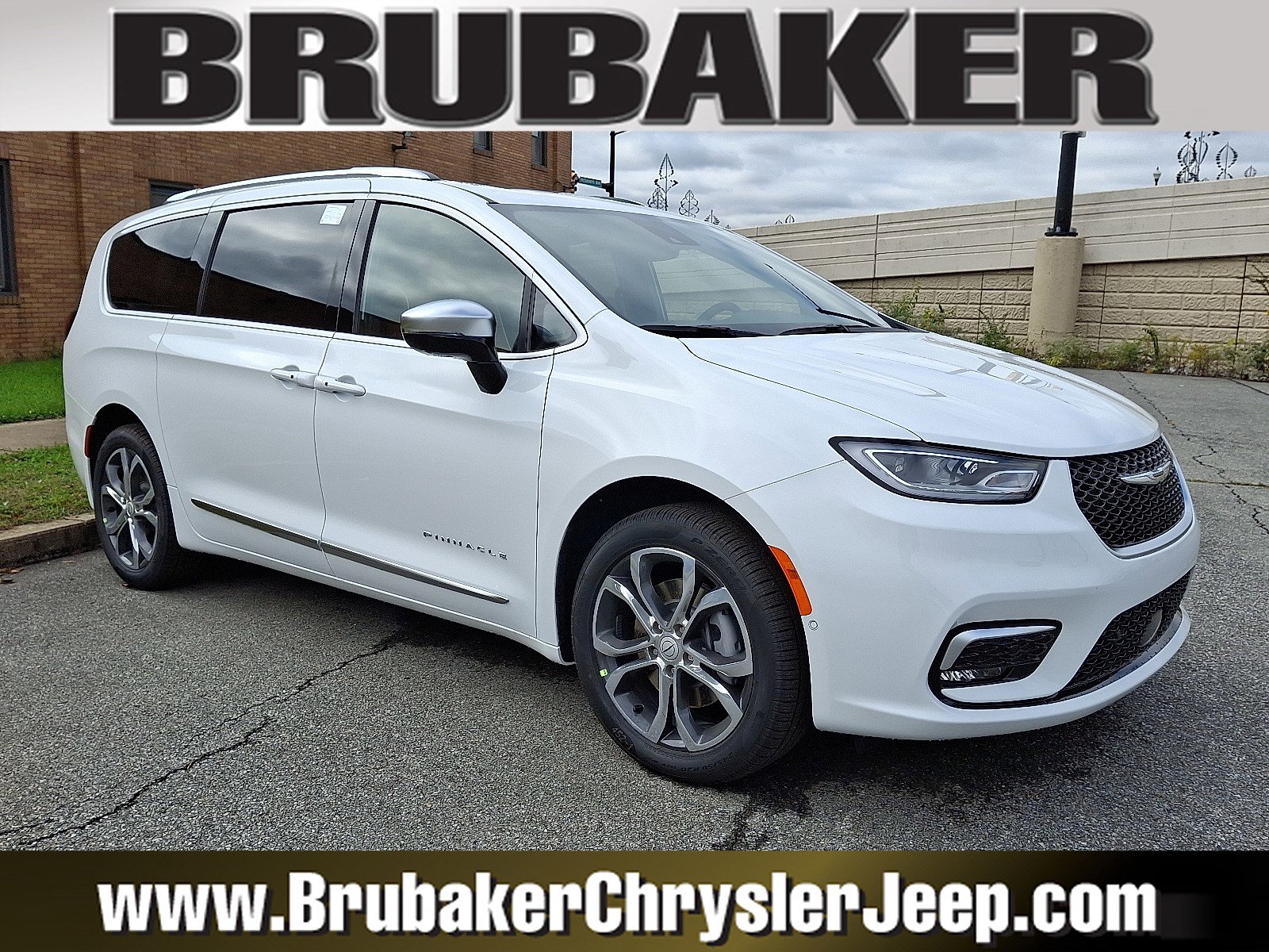 New 2026 Chrysler Pacifica Pinnacle w/ Trailer Tow Group image 1