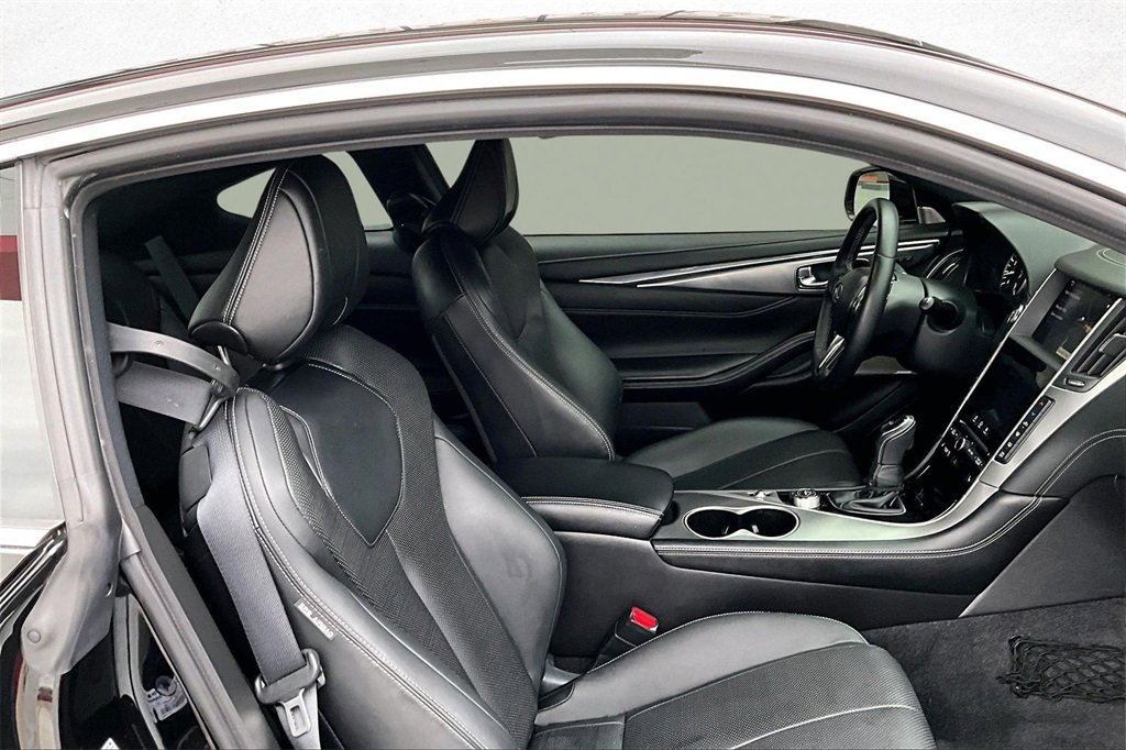 Used 2022 INFINITI Q60 3.0t Luxe w/ Essential Package image 26