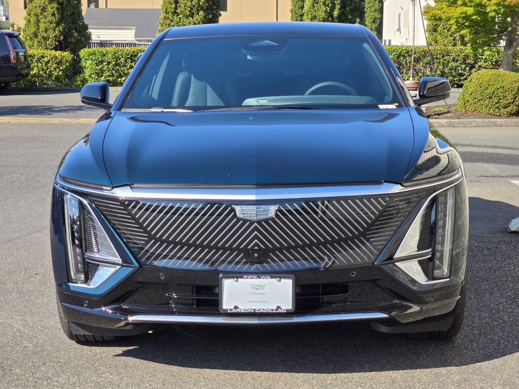 New 2026 Cadillac Lyriq Luxury image 12