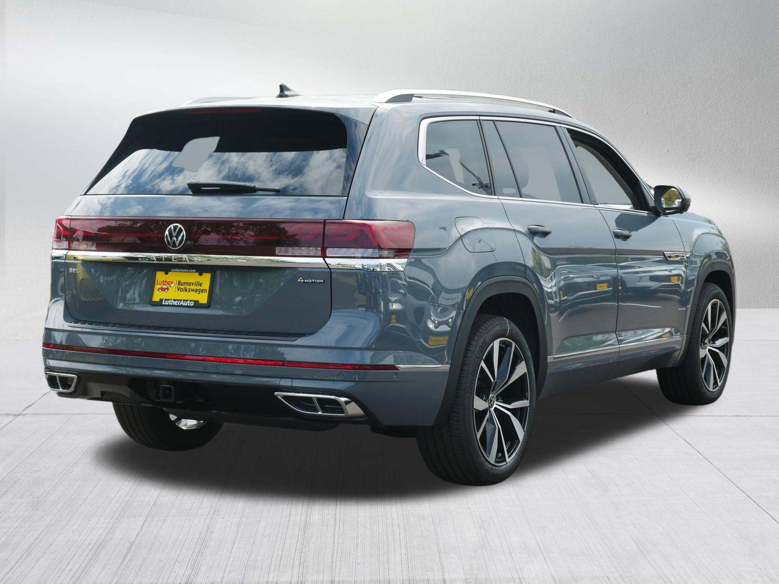 New 2026 Volkswagen Atlas SEL Premium R-Line image 4