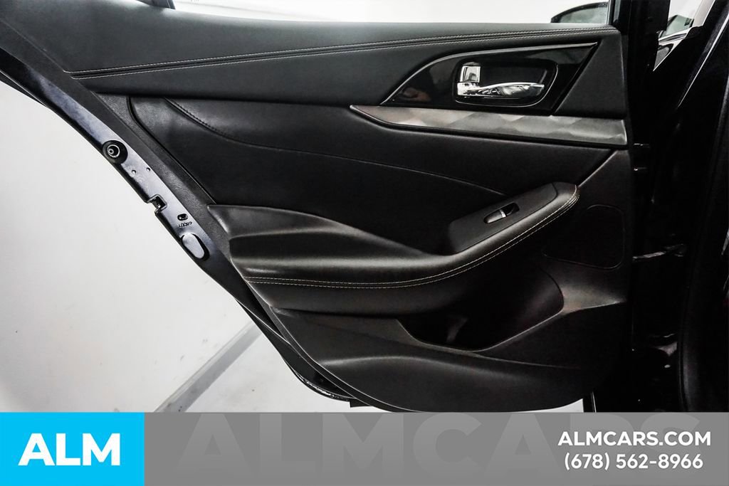 Used 2023 Nissan Maxima SL FWD image 53