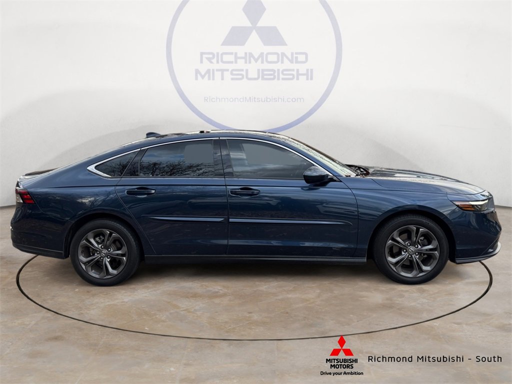 Used 2023 Honda Accord EX image 2