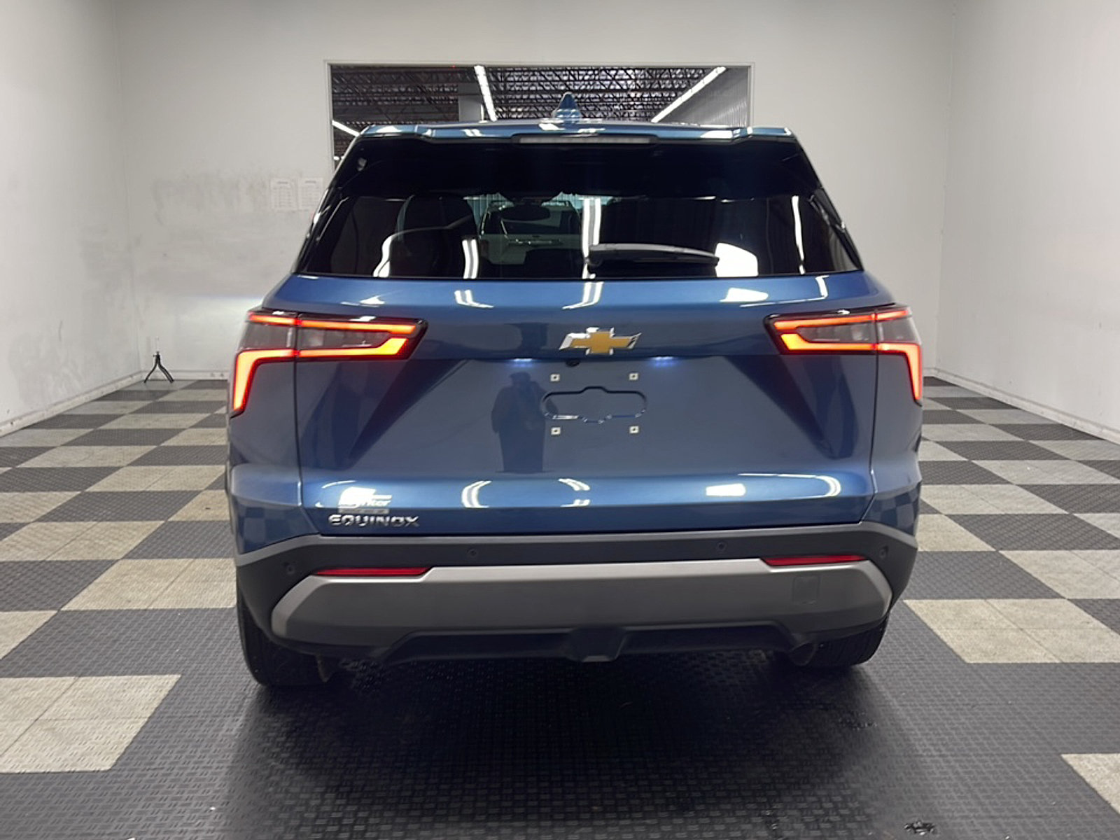 Used 2026 Chevrolet Equinox LT w/ LPO, Floor Liner Package FWD image 16