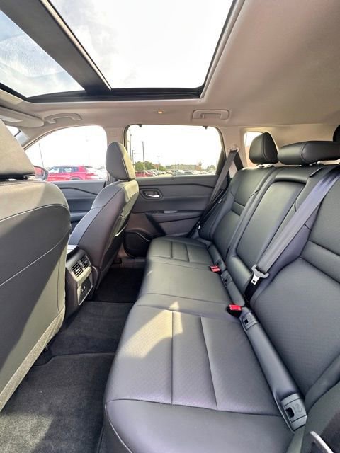 Certified 2024 Nissan Rogue SV w/ SV Premium Package AWD/4WD image 30