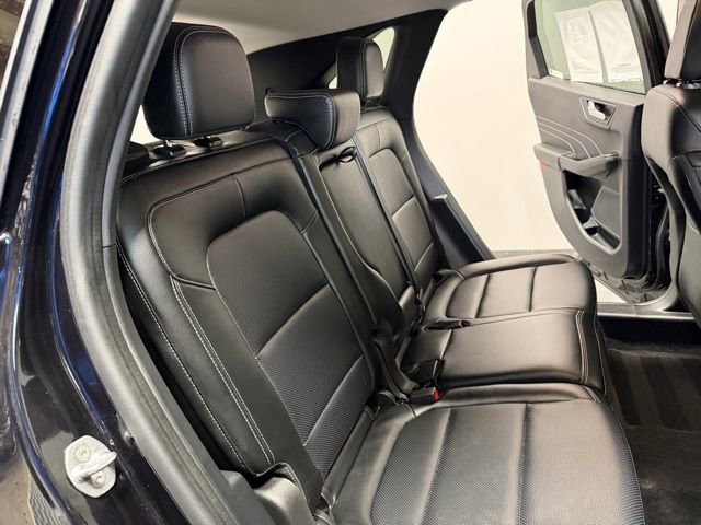 Used 2022 Ford Escape SEL image 23