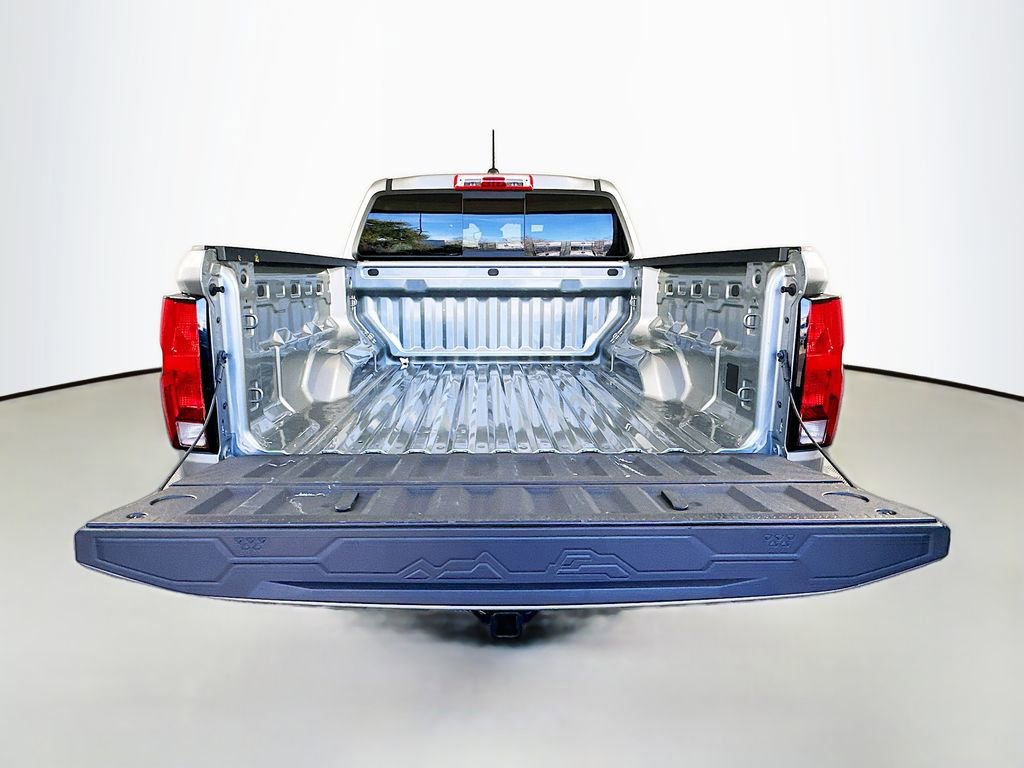 Used 2025 Chevrolet Colorado W/T w/ WT Convenience Package II image 26