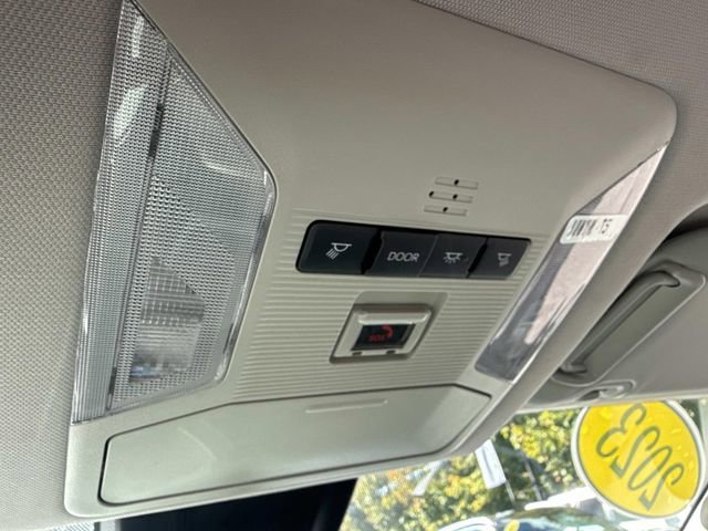 Used 2023 Toyota RAV4 XLE image 32