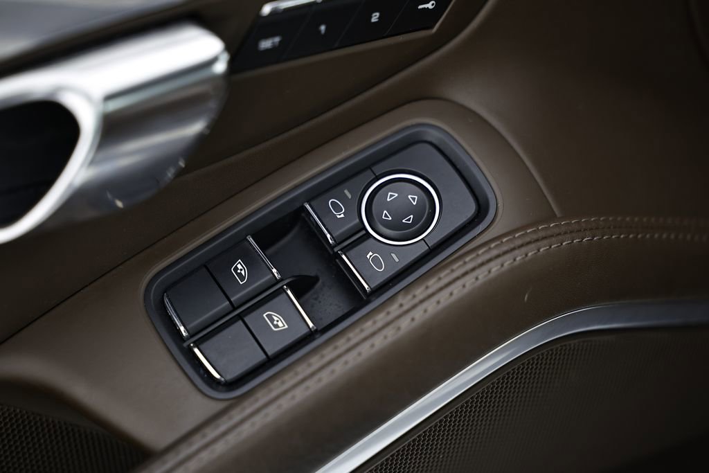 Certified 2018 Porsche 911 Targa 4S w/ Sportdesign Package image 24