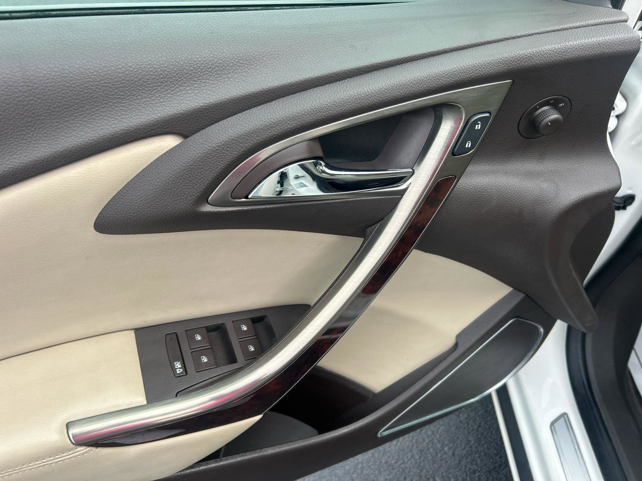 Used 2013 Buick Verano Convenience image 11