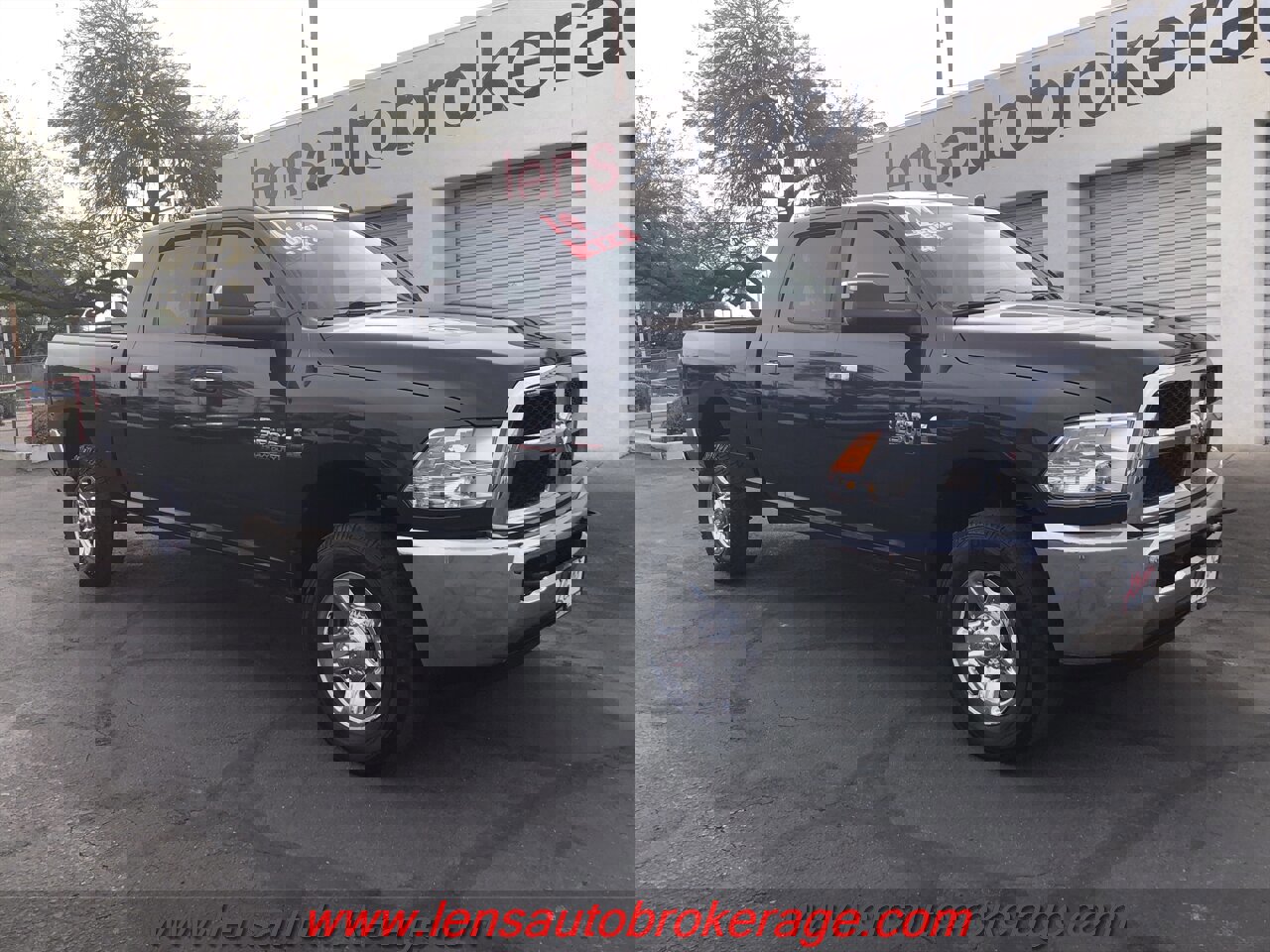 Used 2014 RAM 2500 SLT w/ Luxury Group image 2