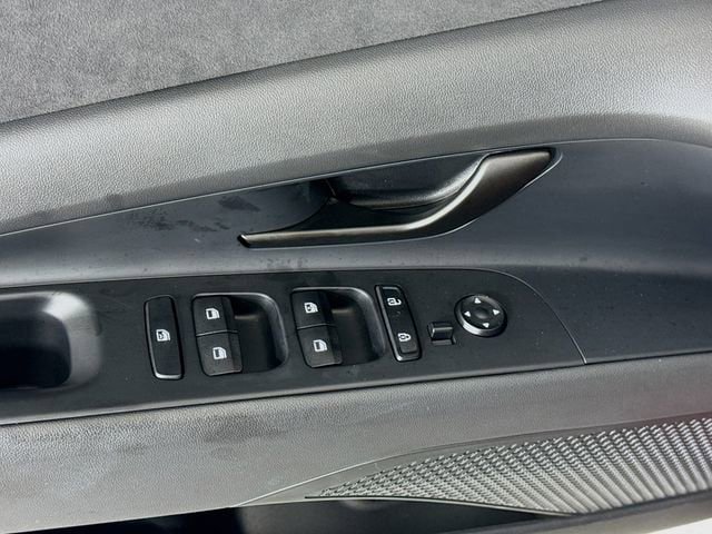 Used 2025 Hyundai Elantra N FWD image 18