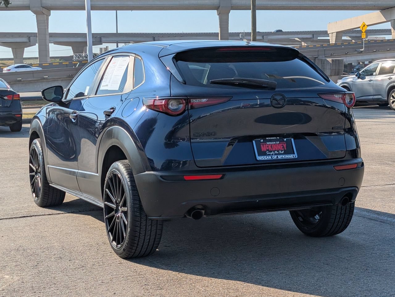 Used 2021 MAZDA CX-30 FWD 2.5 S w/ Select Package image 4