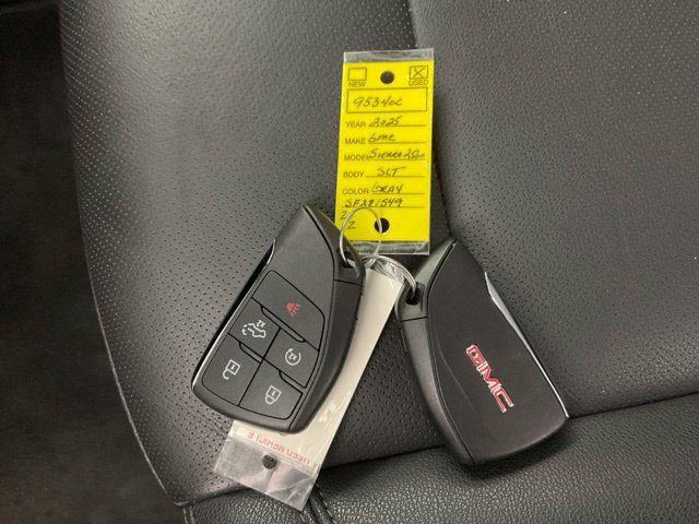 Used 2025 GMC Sierra 2500 SLT AWD/4WD image 46
