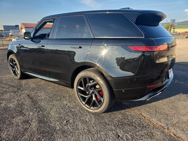 Used 2023 Land Rover Range Rover Sport SE Dynamic AWD/4WD image 6
