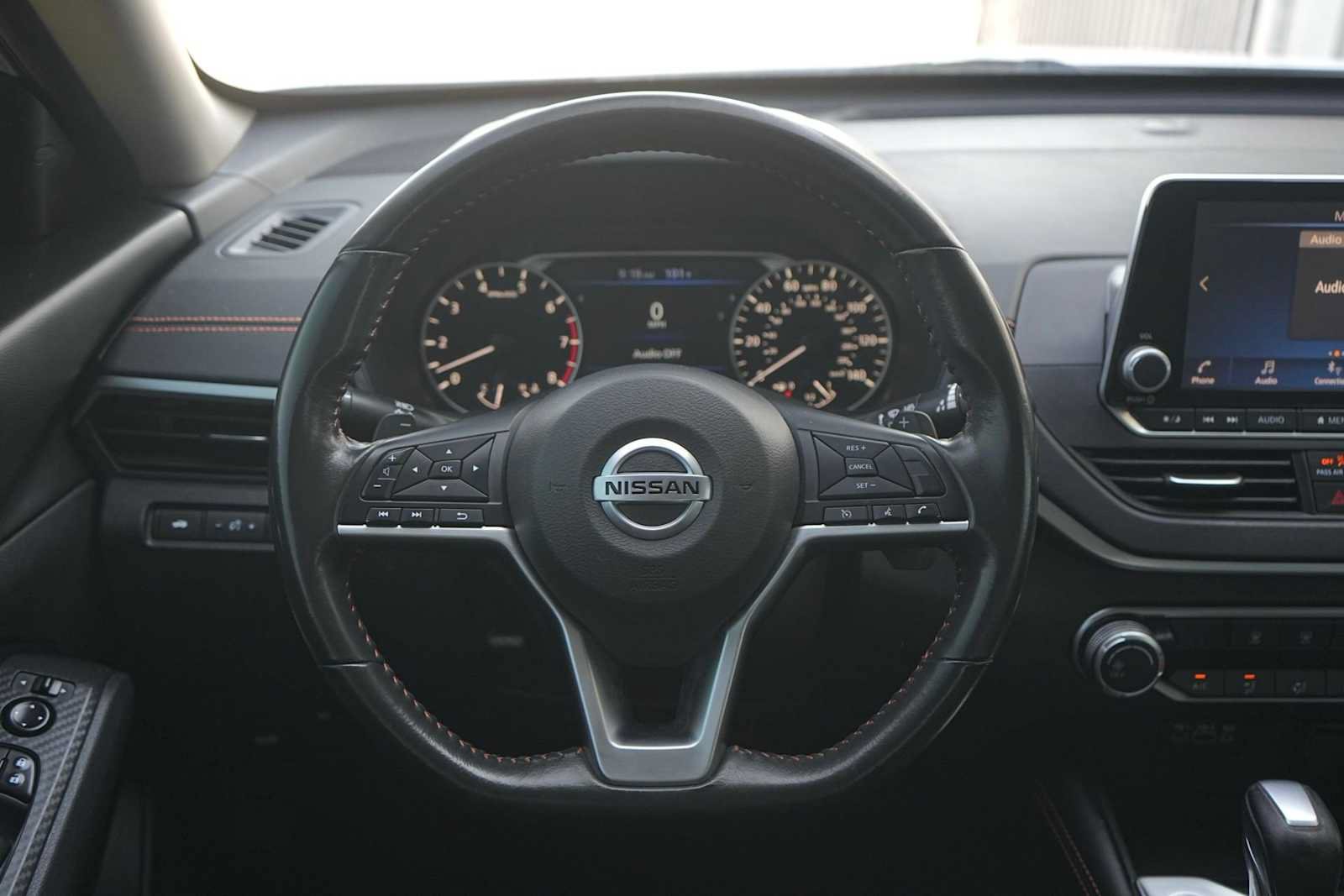 Used 2022 Nissan Altima 2.5 SR AWD/4WD image 16
