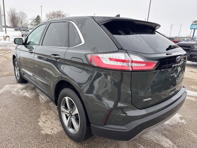Used 2024 Ford Edge SEL w/ Convenience Package image 7