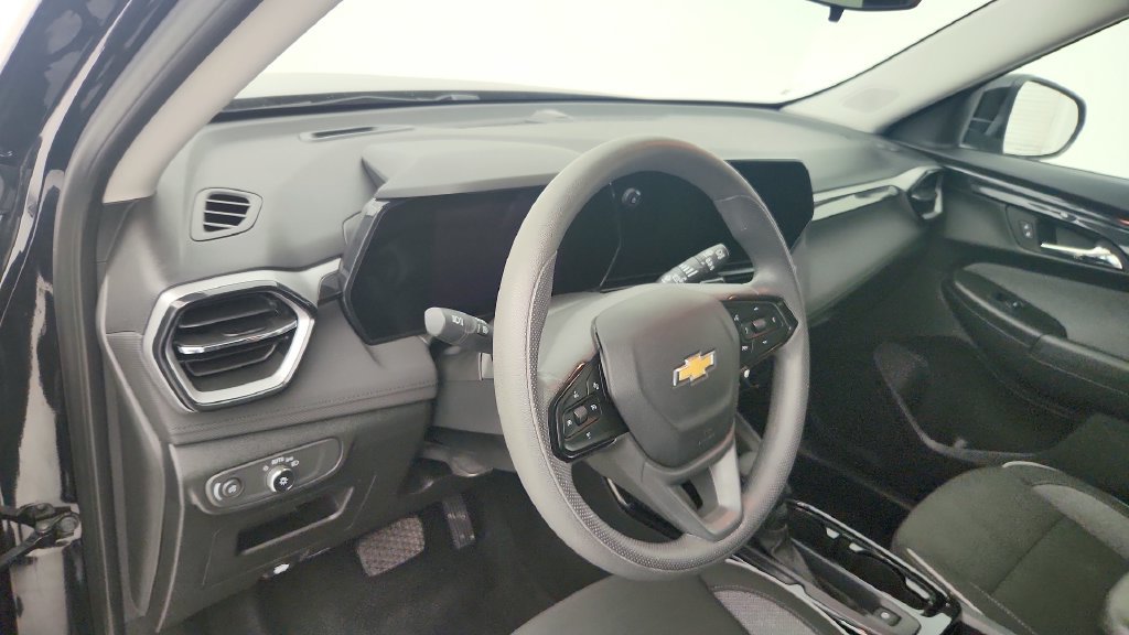 Certified 2025 Chevrolet TrailBlazer LT AWD/4WD image 13