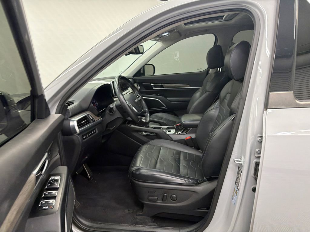 Used 2022 Kia Telluride SX w/ SX Prestige Package AWD/4WD image 9