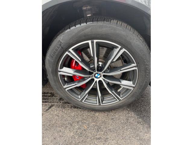 Used 2026 BMW X5 xDrive50e w/ M Sport Package image 6