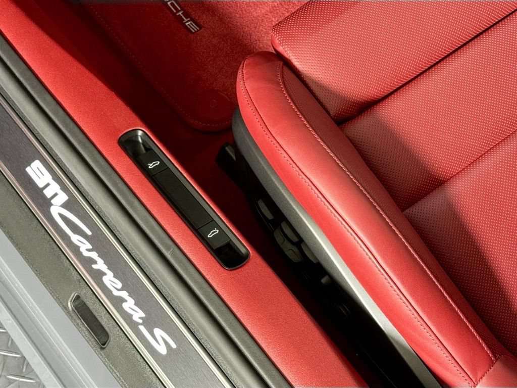 Certified 2025 Porsche 911 Carrera S RWD image 28