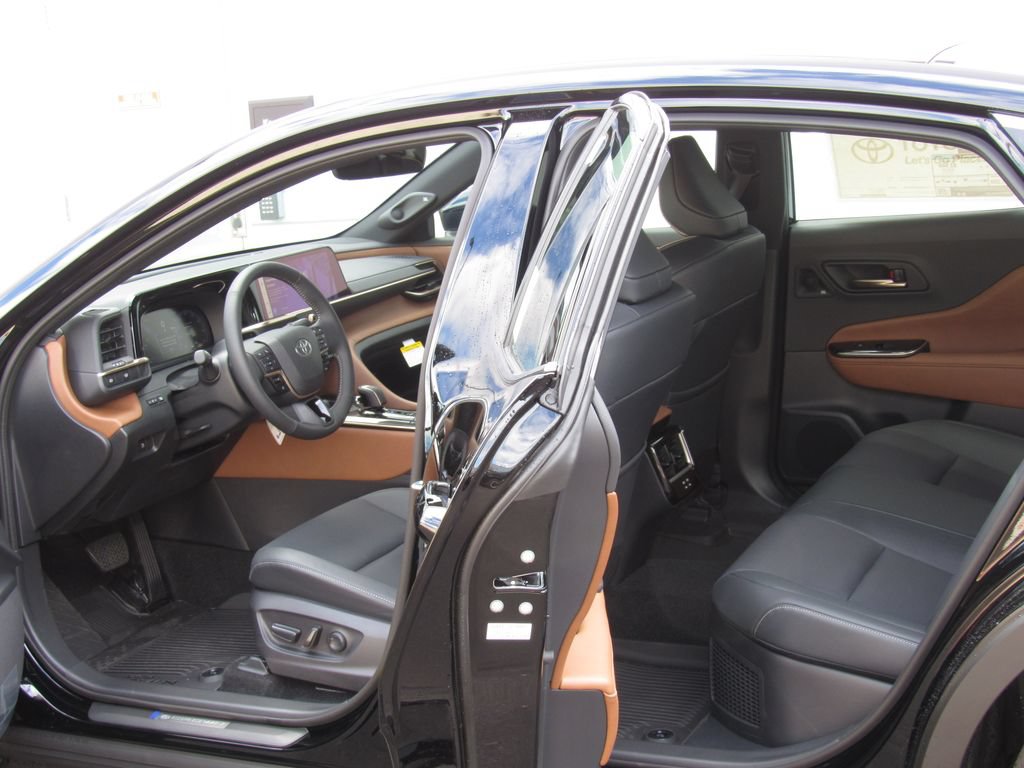 New 2026 Toyota Crown w/ Advanced Technology Package AWD/4WD image 14