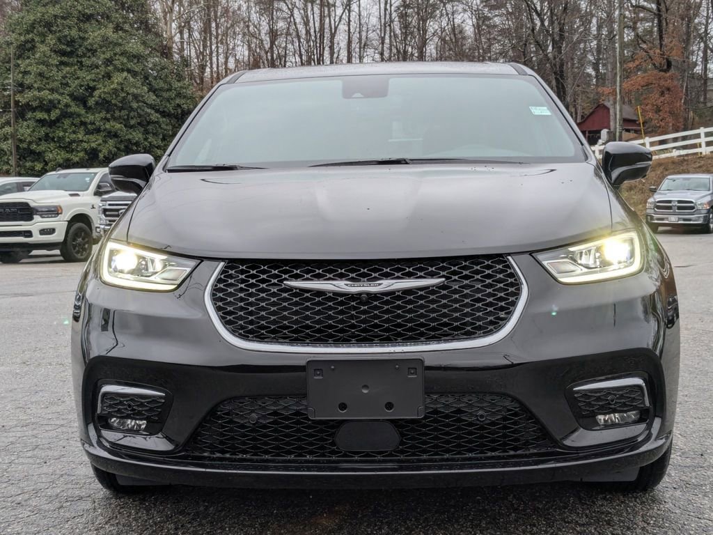 New 2025 Chrysler Pacifica Select image 15