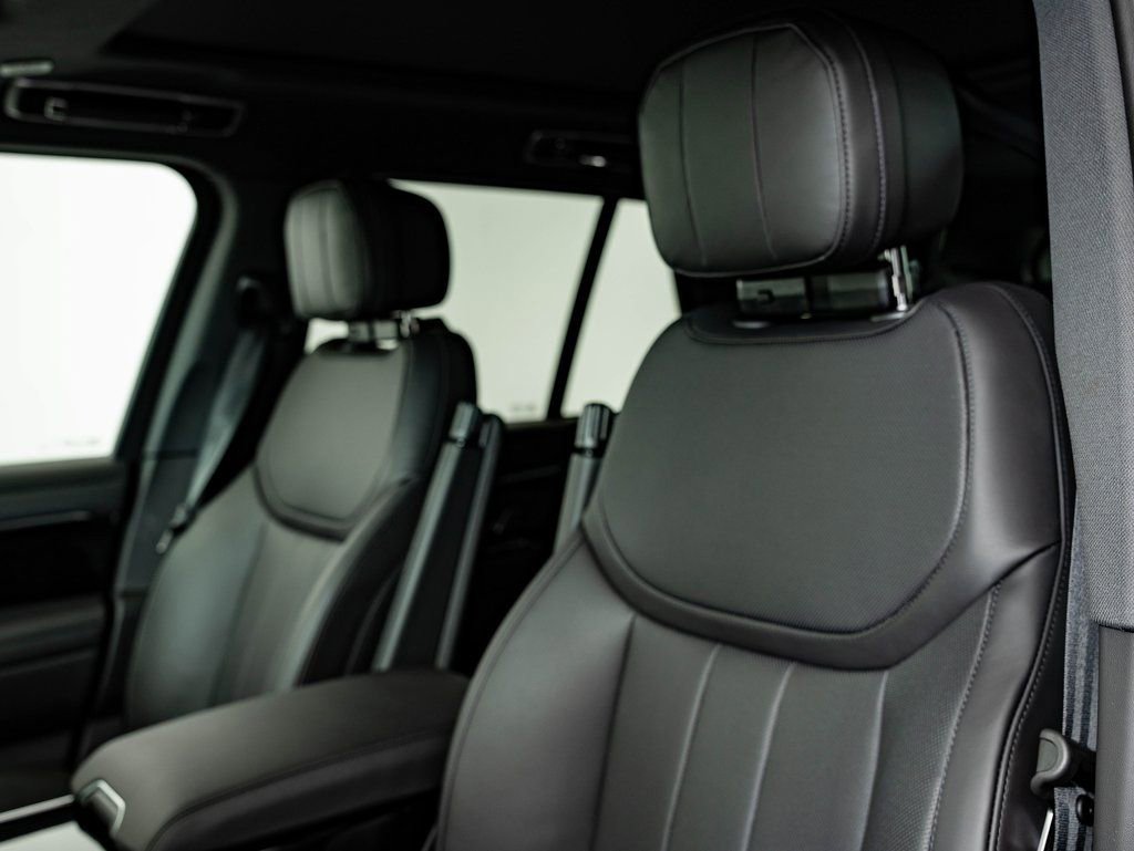 New 2026 Land Rover Range Rover SE AWD/4WD image 25
