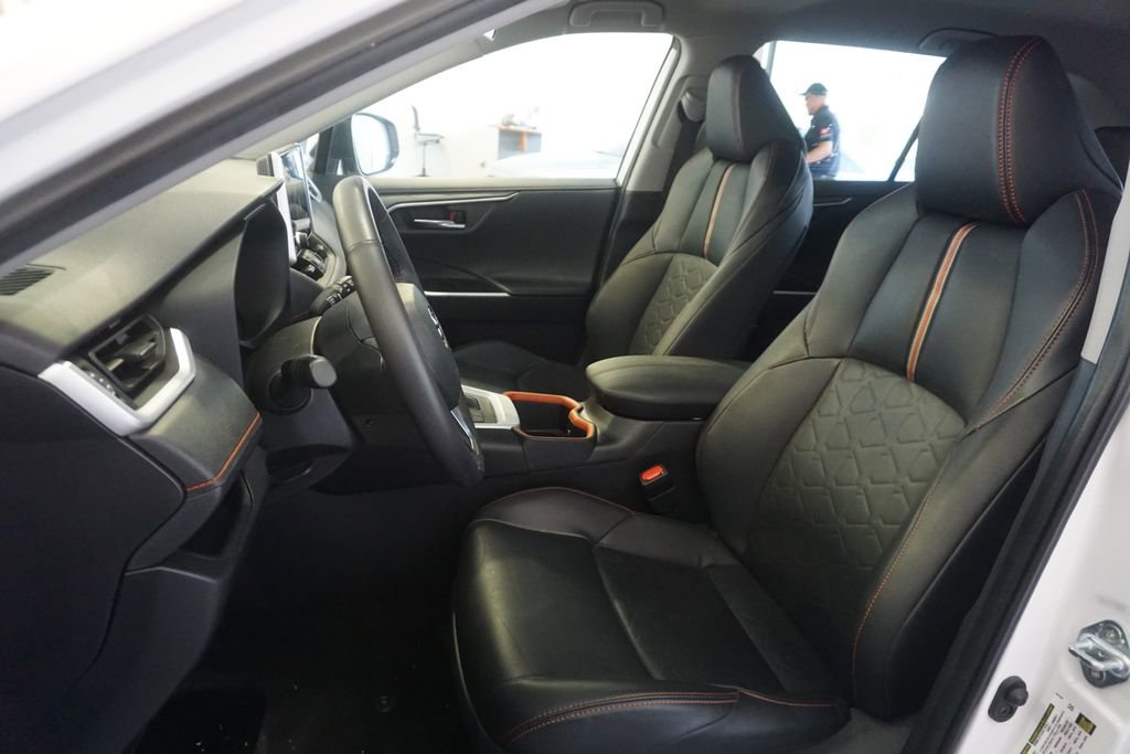 Used 2024 Toyota RAV4 Adventure AWD/4WD image 16