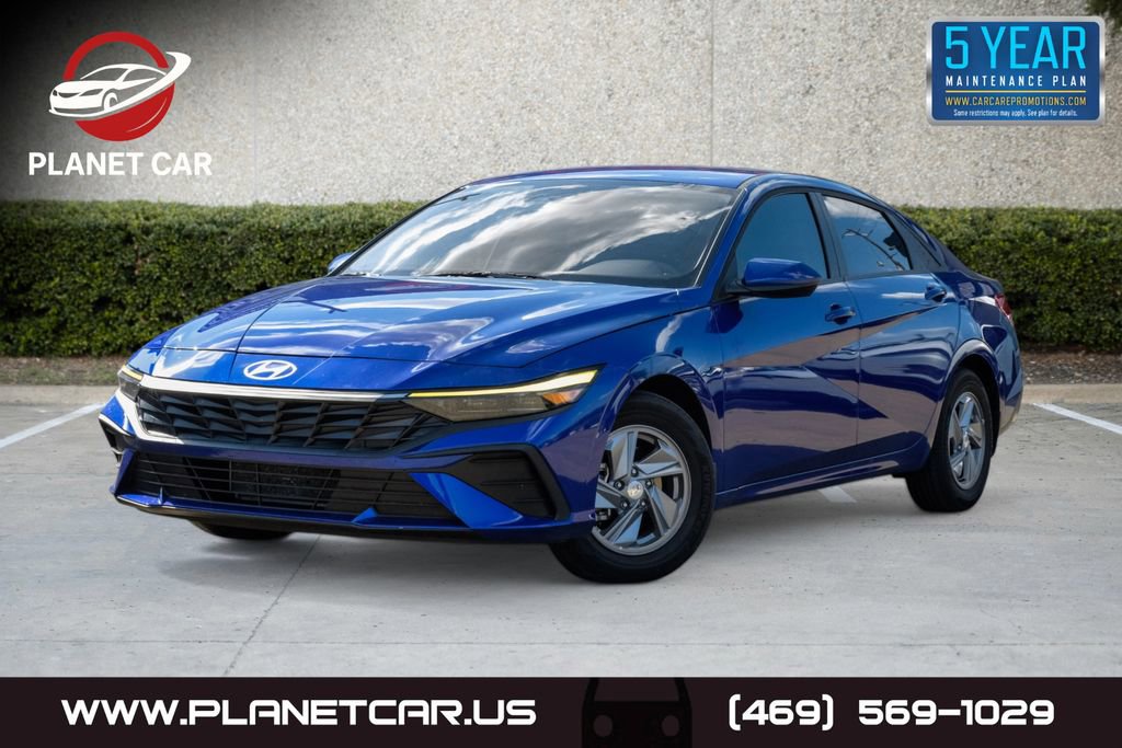 Used 2025 Hyundai Elantra SE image 1