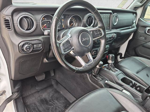 Used 2020 Jeep Gladiator Overland AWD/4WD image 9