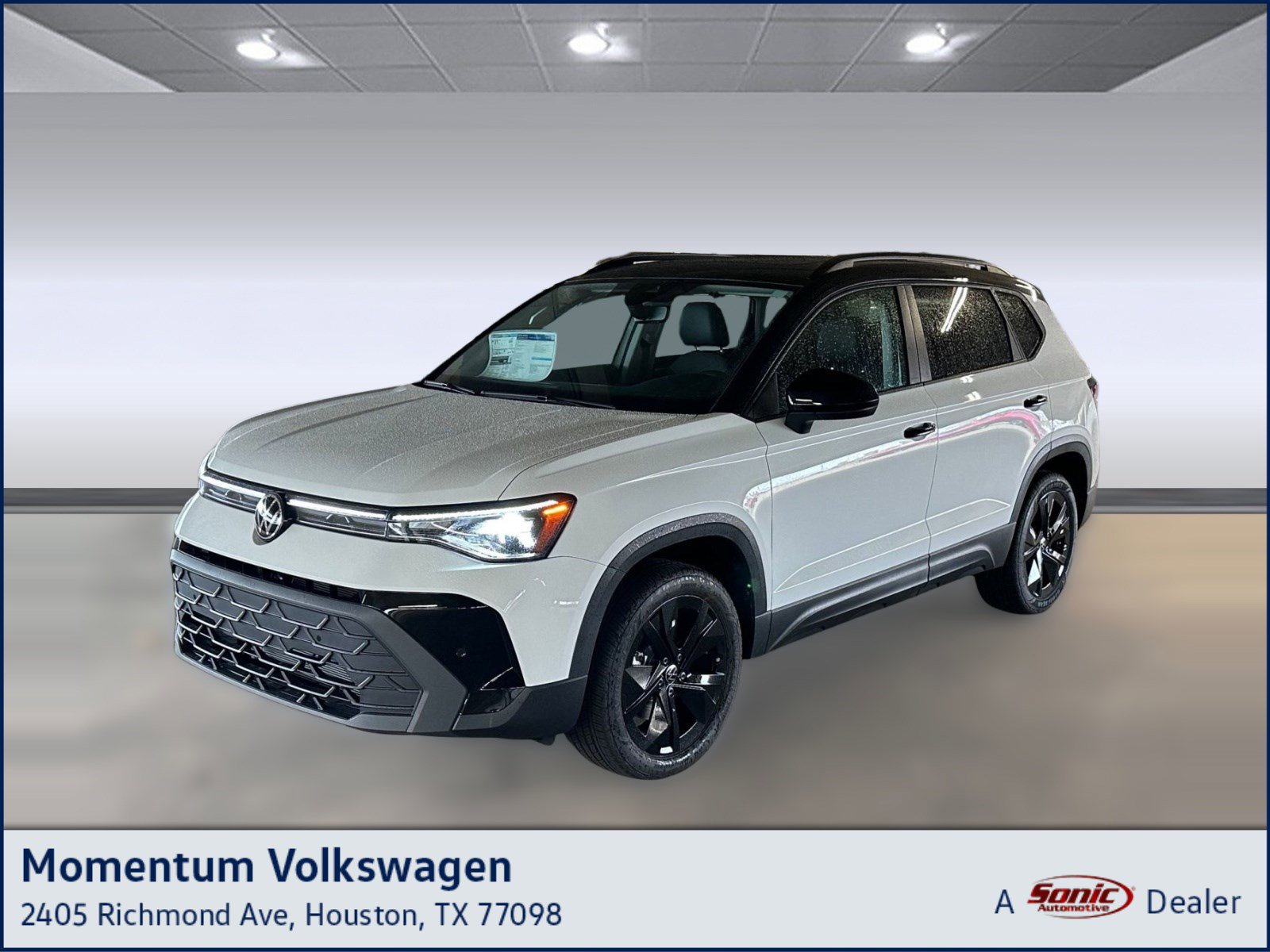 New 2026 Volkswagen Taos SE image 1