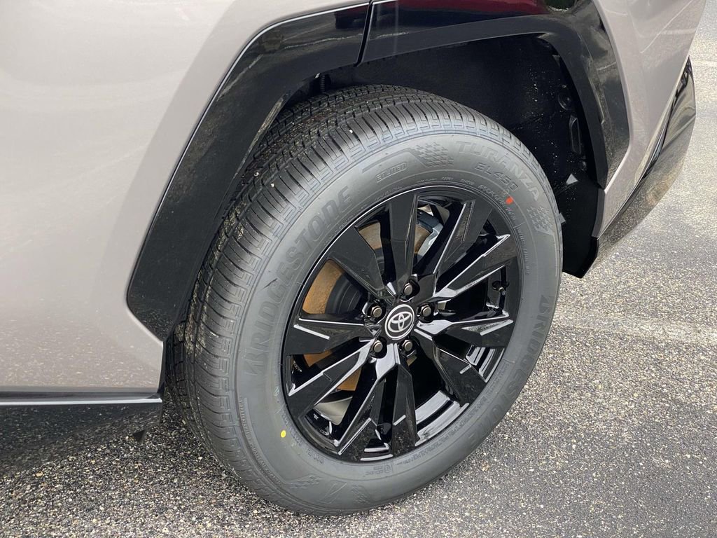 New 2026 Toyota RAV4 SE AWD/4WD image 9