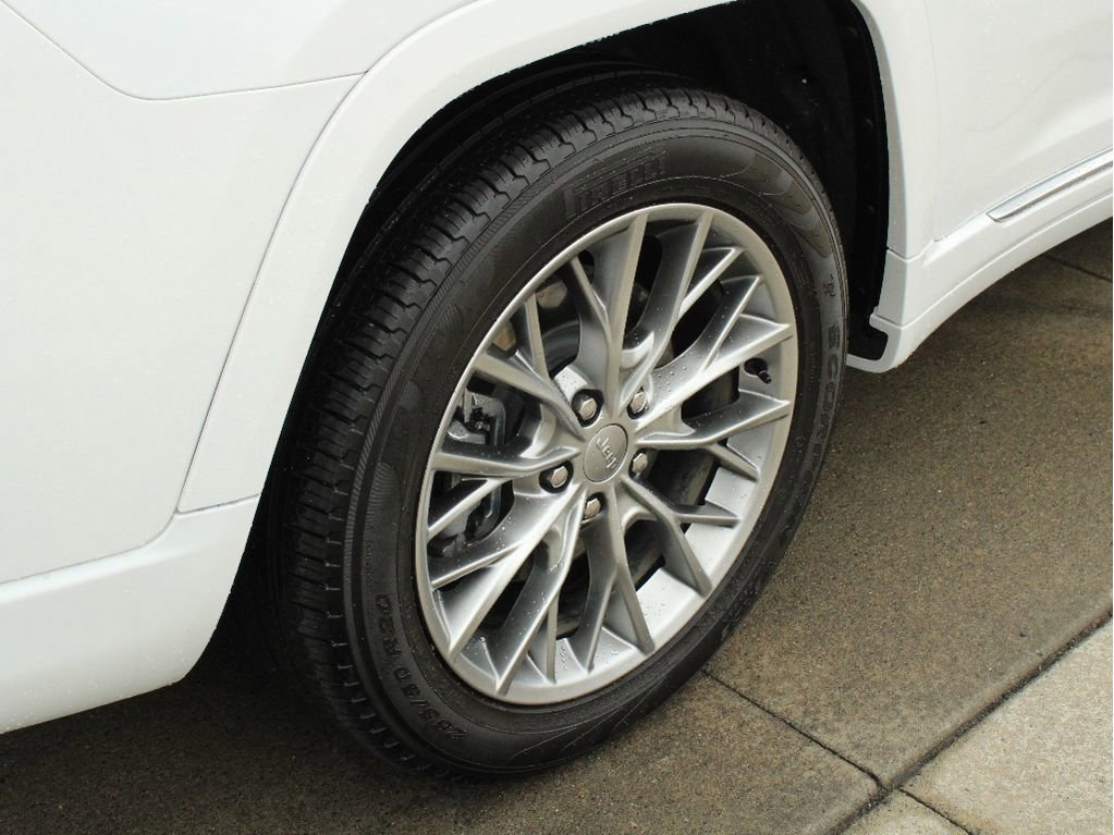 Certified 2025 Jeep Grand Cherokee L Summit image 36