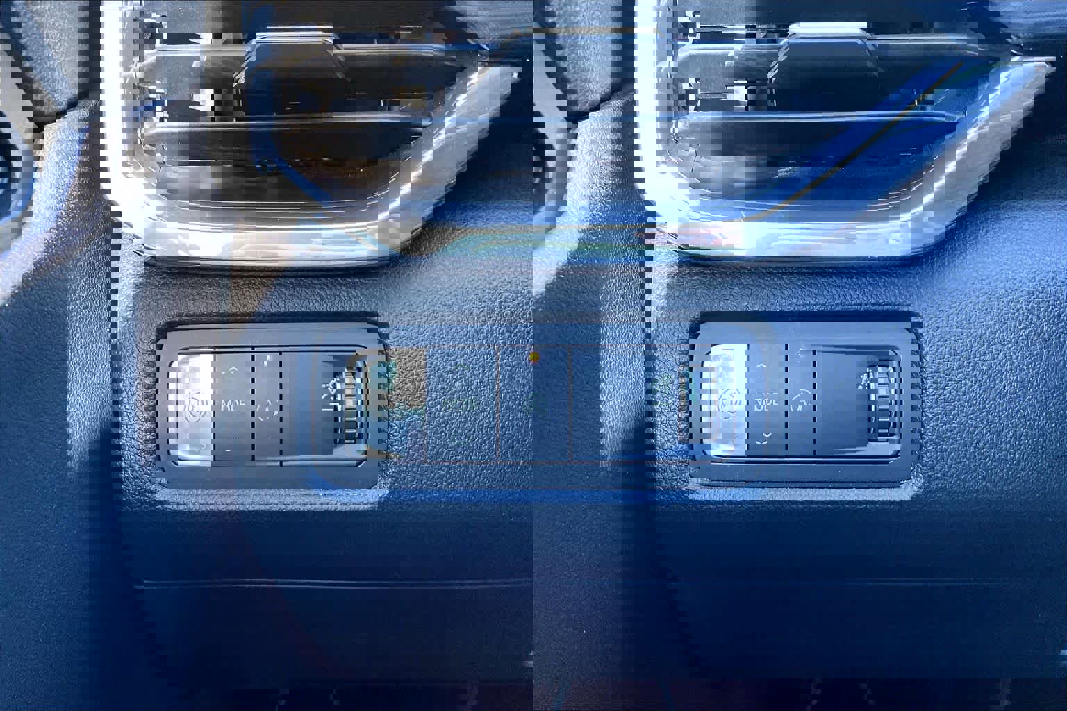 Certified 2024 GMC Acadia Elevation image 65